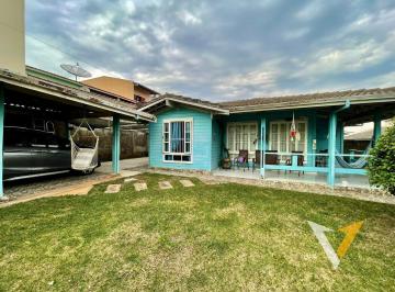 Casa · 153m² · 3 Quartos · 4 Vagas · Casa Térrea à venda no Centro de Jarinu - SP