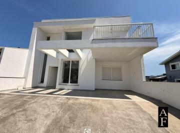 Casa · 185m² · 4 Quartos · 2 Vagas · Casa à venda no bairro Ambrósio - Garopaba/SC