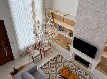 Casa · 240m² · 3 Quartos · 2 Vagas · Alto Padrão | Porteira Fechada | Condomínio Clube