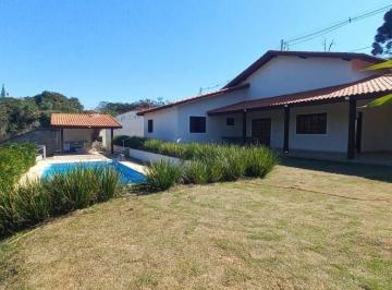 Rural · 2730m² · 4 Quartos · 2 Vagas · Chácara reformada !