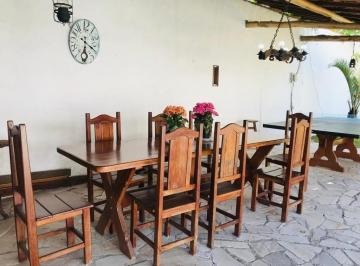 Casa · 310m² · 4 Quartos · 5 Vagas · Casa a venda 310m² sendo 4 dormitórios. 04 banheiros e 5 vagas Parque do Terceiro Lago
