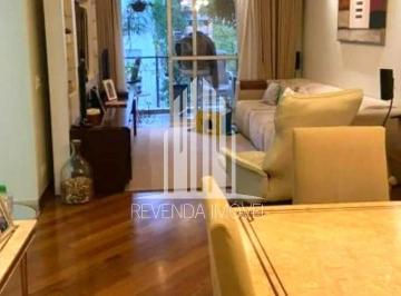 Apartamento · 140m² · 3 Quartos · 2 Vagas · Apartamento à venda em Moema, São Paulo-SP: 3 quartos, 1 suíte, 1 sala, 4 banheiros, 2 vagas de gara
