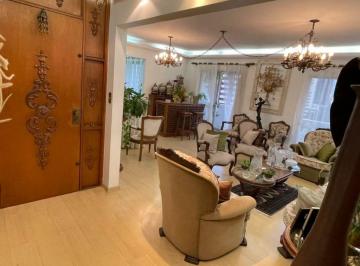Apartamento · 180m² · 4 Quartos · 2 Vagas · Apartamento à venda com 180m², 4 dormitórios e 2 vagas no Campo Belo