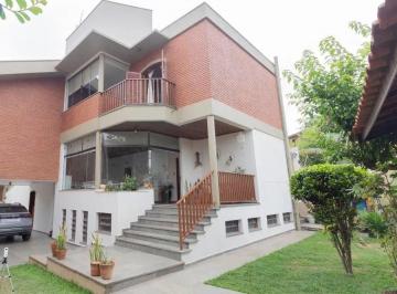 Casa · 383m² · 3 Quartos · 6 Vagas · Casa no City America com 383m2 possui 6 vagas de garagem