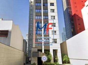 Comercial · 34m² · Sala comercial à venda no Paraíso, com 34,00 m² a.u., 2 banheiros e 2 vagas. Oportunidade para insta