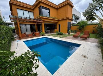 ynn4oic2otcyowzknwiwodq5_md · Casa 5 suítes à venda com piscina e linda área gourmet em São José dos Campos-SP