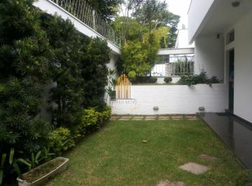 Casa · 380m² · 3 Quartos · 4 Vagas · Casa de Luxo em Moema, São Paulo: 3 Quartos, 1 Suíte, 3 Salas, 5 Banheiros, 4 Vagas de Garagem, 300m