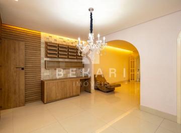 Casa de 4 quartos, Brasília · Casa na 713 sul com ENERGIA SOLAR com 4 quartos e 173 m² à venda em Asa Sul