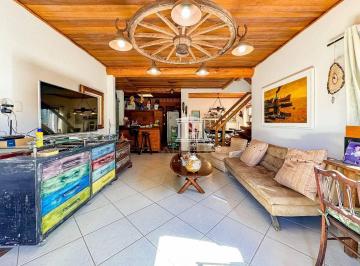 73bc826c406b0b961c4918c673f1472a613976be · Casa à venda, 214 m² por R$ 920.000,00 - Vargem Grande - Teresópolis/RJ