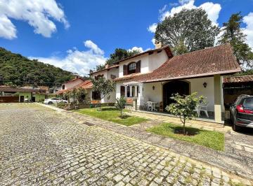 1db5d81716f9600b4fe95996f9647bf65605a017 · Casa com 3 dormitórios à venda, 171 m² por R$ 895.000,00 - Várzea - Teresópolis/RJ