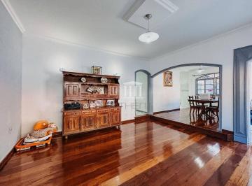 290e618f10bf622279b6da6627473ea3ef3f9991 · Casa à venda, 187 m² por R$ 990.000,00 - Meudon - Teresópolis/RJ