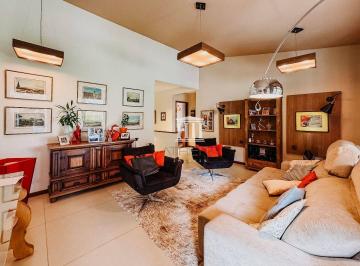 84484cf6bb3f6bd5690db8577df77900043b1437 · Casa à venda, 250 m² por R$ 1.280.000,00 - Cascata do Imbuí - Teresópolis/RJ