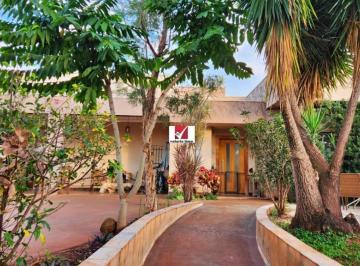 med_67ac8d1f09d7ce521a7c902336c89575.jpg · Casa 3 dormitorios City Ribeirao