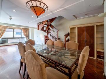 Apartamento · 245m² · 3 Quartos · Apartamento para aluguel - em Petrópolis