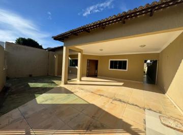 Casa · 400m² · 3 Quartos · CASA RUA 5, VICENTE PIRES, 400m2, 3 Quartos (suíte), churrasqueira, condomínio fechado
