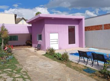 Casa · 200m² · 3 Quartos · 5 Vagas · rua 6  Vicente Pires 3 Quartos piscina estuda permuta