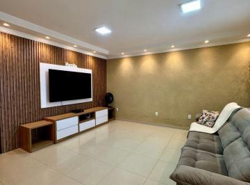 Casa · 400m² · 4 Quartos · Casa rua 5, piscina, excelente condomínio
