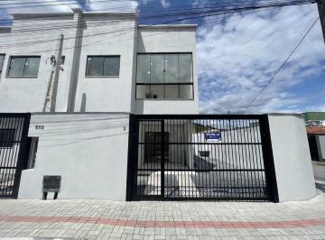 Fachada · Sobrado Geminado com 3 Dormitórios Sendo 1 Suíte no Alto São Bento em Itapema-SC