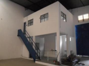 Foto 05 · Barracão Comercial para Locação em Vila Angélica, Sorocaba-SP: 2 Salas, 4 Banheiros, 400m² de Área!