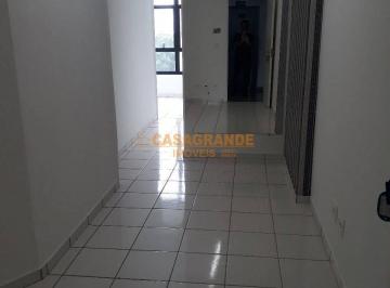 Comercial · 1 Vaga · Alugo sala comercial com 36ms², no Jardim Aquarius