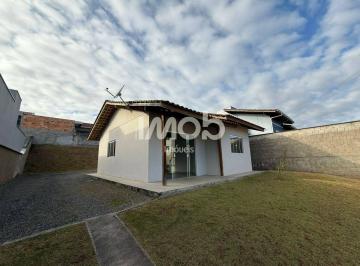 Casa · 304m² · 2 Quartos · 3 Vagas · CASA SEMIMOBILIADA COM 2 QUARTOS, NEREU RAMOS