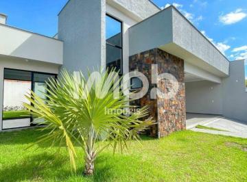 Casa · 350m² · 3 Quartos · 2 Vagas · CASA COM 1 SUÍTE COM CLOSET + 2 QUARTOS, ESTRADA NOVA