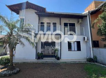 Casa · 252m² · 3 Quartos · 3 Vagas · Casa Geminada com 1 suíte + 2 quartos, Barra do Rio Cerro - Jaraguá do Sul