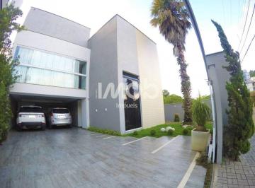 Casa · 343m² · 4 Quartos · CASA COM 4 SUÍTES, CENTRO