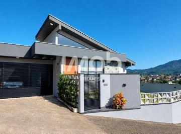 Casa · 400m² · 3 Quartos · 2 Vagas · CASA COM 1 SUÍTE + 2 QUARTOS, JARAGUÁ 99