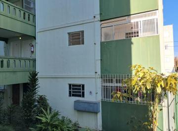Apartamento de 2 quartos, Taboão da Serra · Apartamento com 2 quartos, ambientes bem iluminados, 1 vaga e ótima localização para investidor.