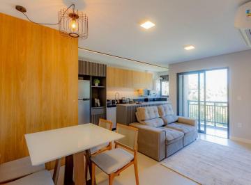 Apartamento · 2 Quartos · 2 Vagas · Apartamento mobiliado com 2 suítes à venda na Praia dos Amores
