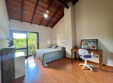 Casa · 280m² · 3 Quartos · 3 Vagas · Casa de 3 quartos suíe om 3 vagas à venda no bairro Alto Petrópolis em Porto Alegre