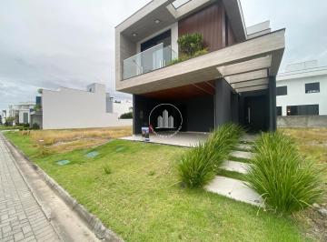 Casa · 187m² · 3 Quartos · 2 Vagas · Casa de 3 quartos com 1 suíte no Costa do Sol, Biguaçu