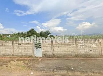 Terreno · 360m² · Lote de 360m²; à venda no São Bernardo!