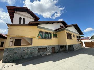 17855715230.jpg · CASA COM 5 DORMITÓRIOS SENDO 3 SUITES A VENDA NA REGIÃO CENTRAL                                     