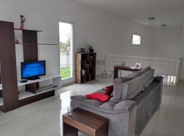 Casa · 270m² · 3 Quartos · 6 Vagas · Casa Condomínio - Jardim Panorama - Residencial Fogaça - 270m² - 3 Dormitórios.