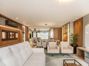 Sala de Estar · Casa de alto padrão com 04 suítes