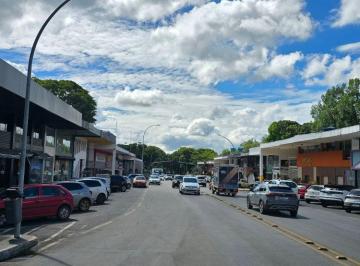 Comercial de 5 quartos, Brasília · Loja na 203 da asa sul