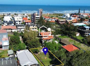 Terreno · 250m² · Terreno a 300m da Praia da Vila – Oportunidade Única em Imbituba/SC