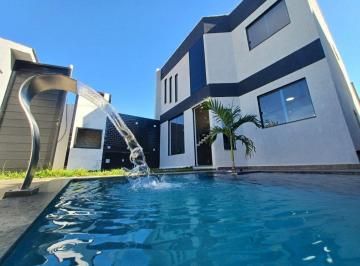 Casa de 4 quartos, Rio de Janeiro · CASA DE CONDOMÍNIO À VENDA EM VARGEM PEQUENA – 220m² | MODERNA | PISCINA | ÁREA GOURMET