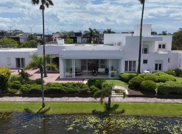 58415_i37211y92683_584156988a22d2c34f.jpg · Imoveis - no Centro
