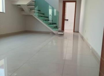 Casa de 3 quartos, Belo Horizonte · Casa a Venda, bairro Cabral. Próximo ao Shopping Contagem.