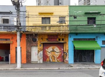 Comercial de 2 quartos, São Paulo · Prédio no Tucuruvi para Investimento com salão e apartamento