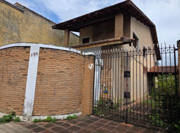 Casa · 296m² · 3 Quartos · 2 Vagas · CASA À VENDA - CENTRO - PINDAMONHANGABA/SP