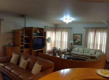 Apartamento · 360m² · 4 Quartos · 4 Vagas · Apartamento Residencial 360 m² com 4 suítes e 4 vagas no Centro de Santo André — Financia