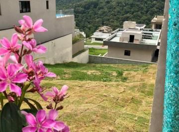 Terreno · 490m² · Lindo Lote em Declive no Genesis 02