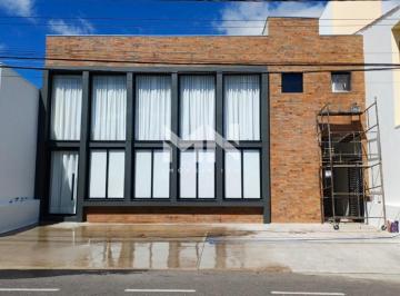 Comercial · 32m² · 1 Vaga · Sala comercial para alugar em Itu, no Bairro Vila Leis.
