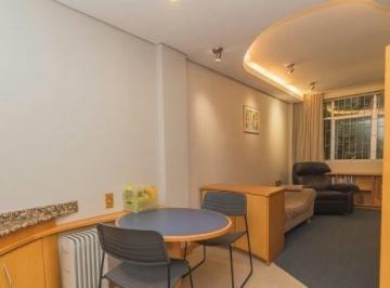 Casa · 38m² · 1 Quarto · Sala comercial no bairro Petrópolis mobiliada