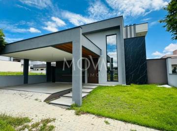 Casa · 250m² · 3 Quartos · 2 Vagas · Casa térrea em condomínio de Alto Padrão - Reserva Aruanã