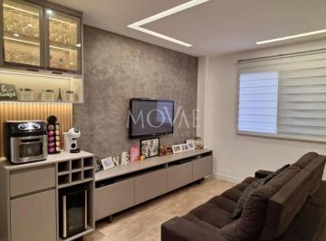 Casa · 148m² · 3 Quartos · 2 Vagas · Sobrado Geminado, em um terreno de 143m², em uma área construída de 105m², sendo: